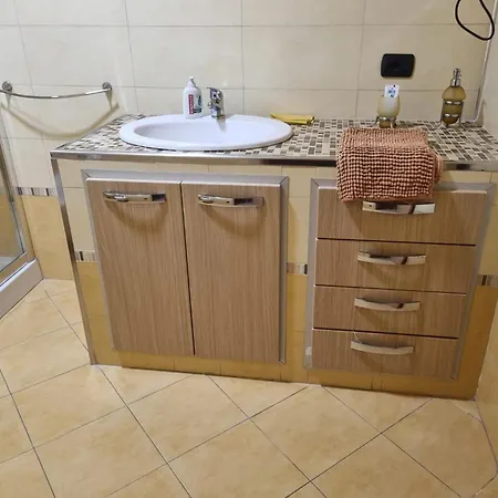 Casa A Mare Piscitelli 蒙德拉戈内